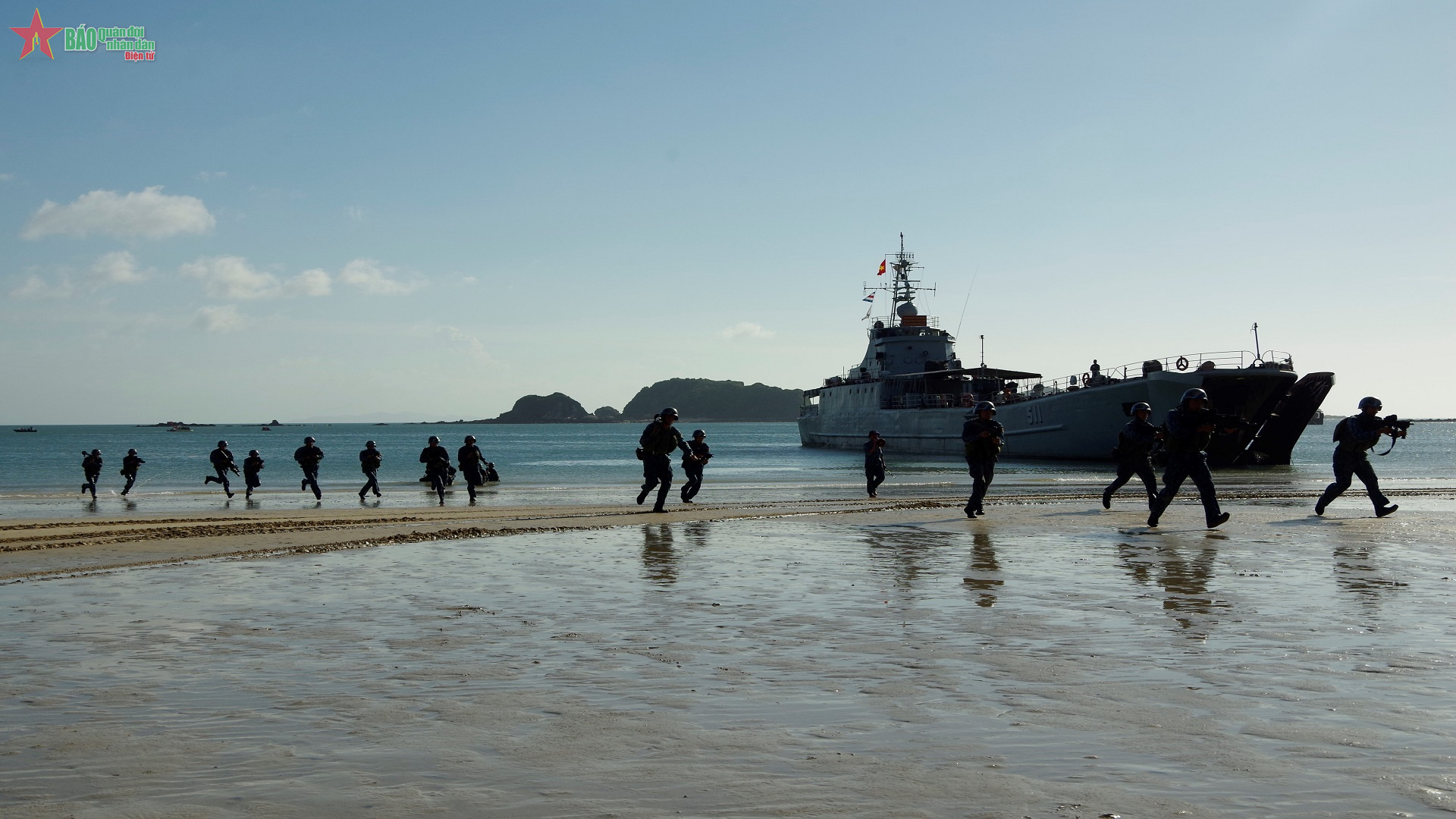 Lữ đoàn Hải quân đánh bộ 147 tạo động lực mới, khí thế mới từ Phong trào Thi đua Quyết thắng